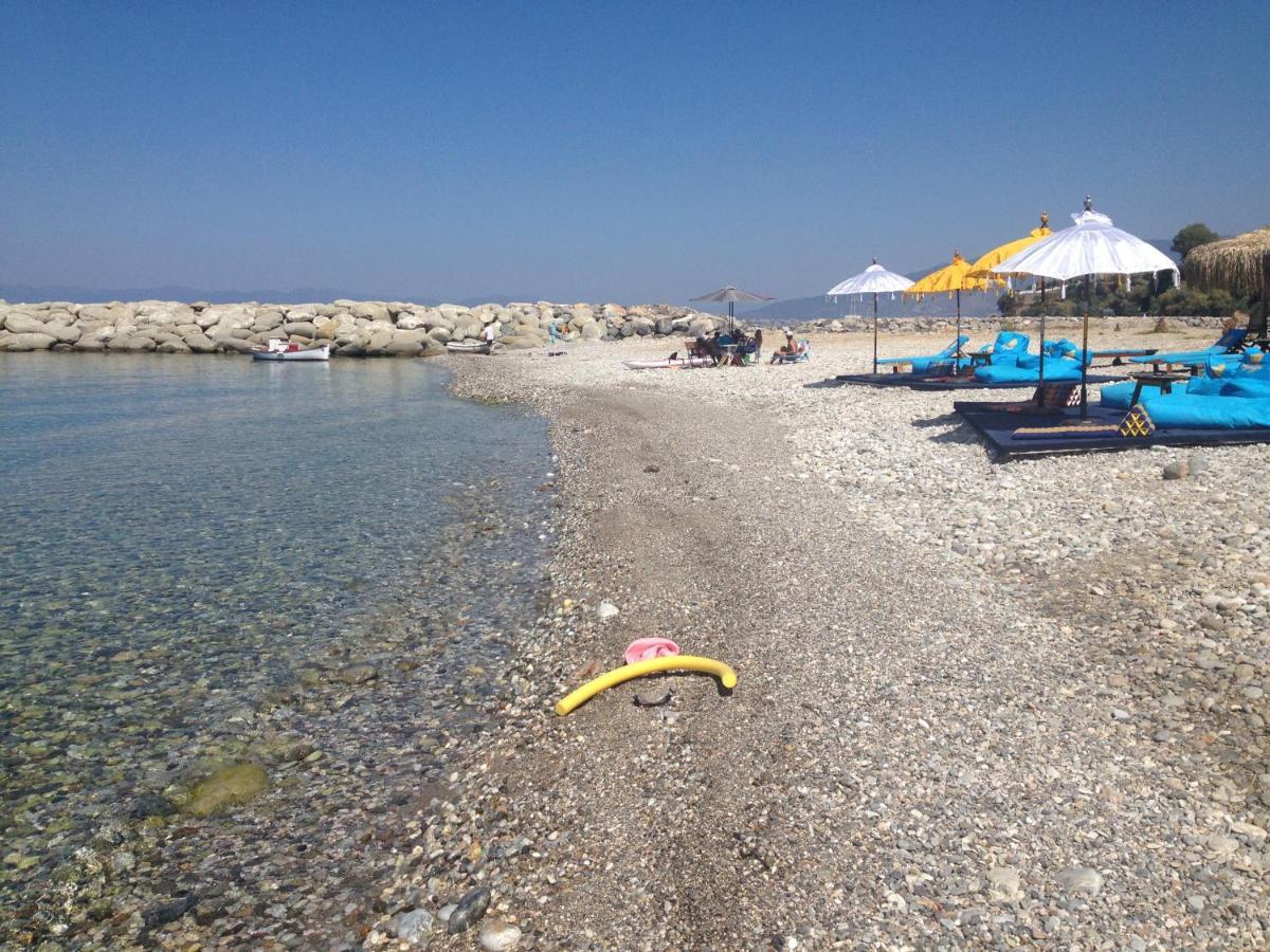 Апартаменты Agali 2 Maizonette Front Of The Sea Акрогиали Экстерьер фото