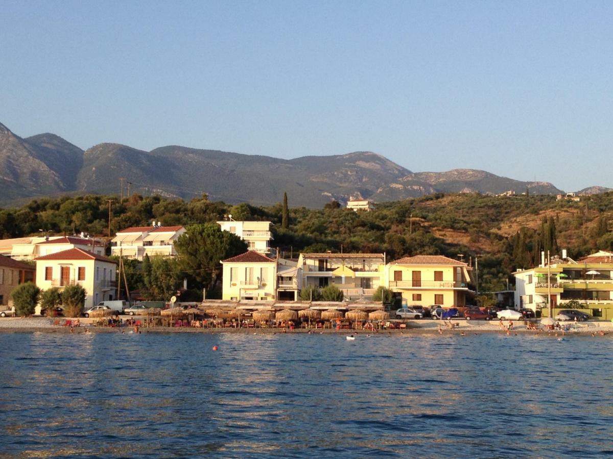 Апартаменты Agali 2 Maizonette Front Of The Sea Акрогиали Экстерьер фото